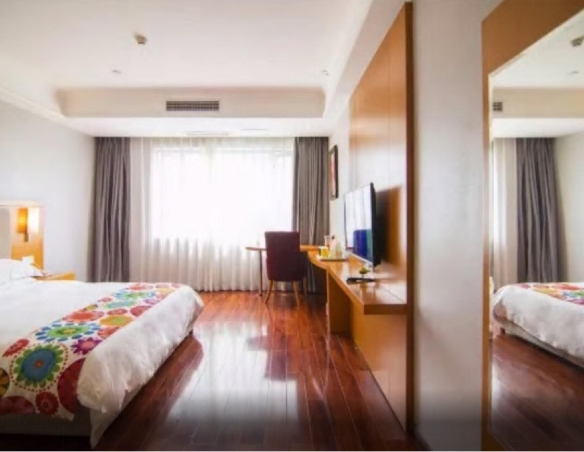 Ibis Chongqing Airport Hotell Eksteriør bilde